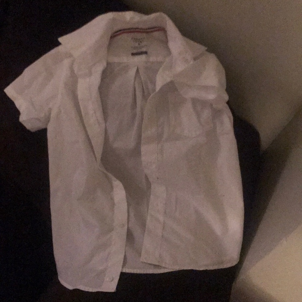 Bottom down short sleeve shirt